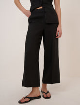Black Linen-Blend Cropped Trousers