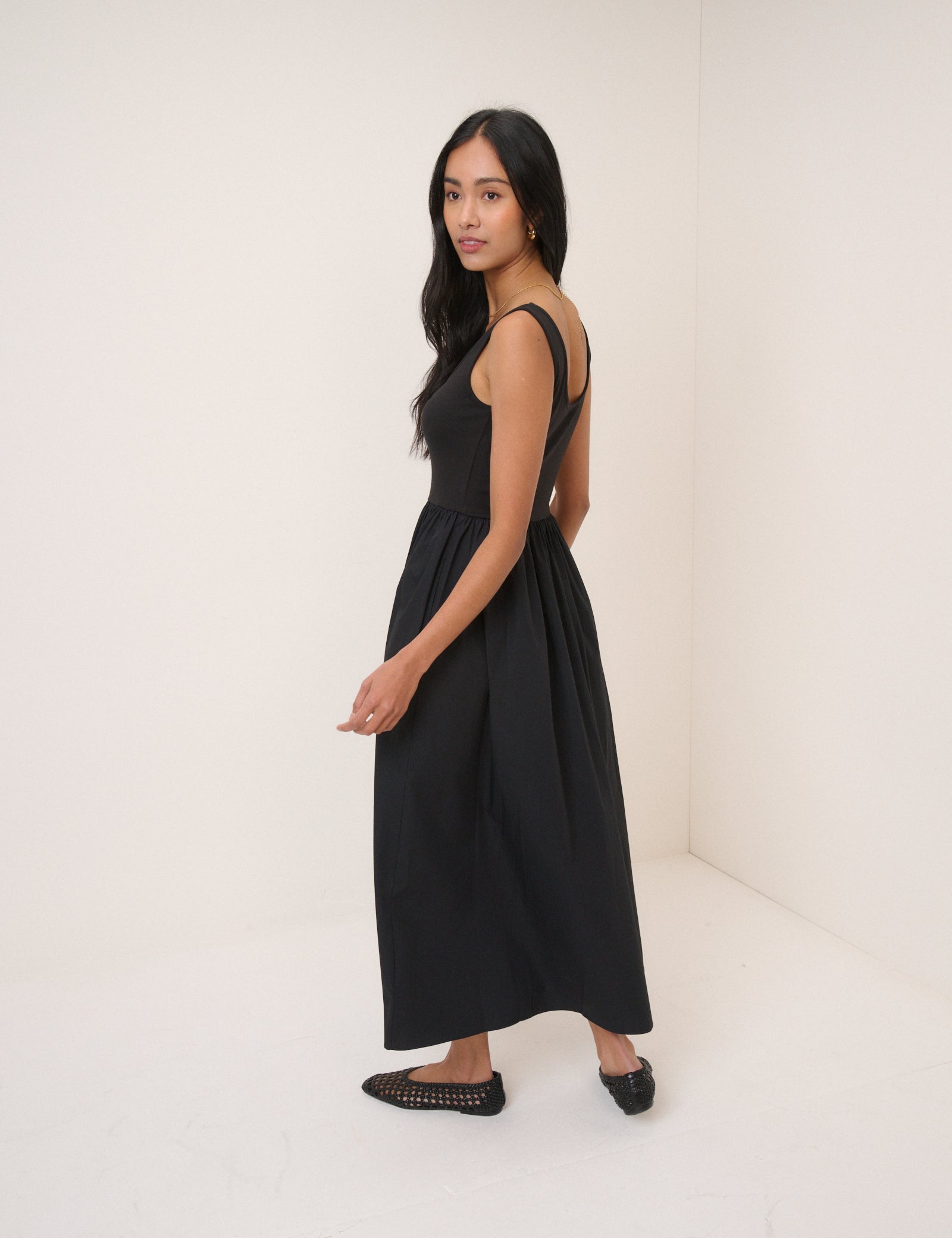 Black Sleeveless Colorado Midi Dress