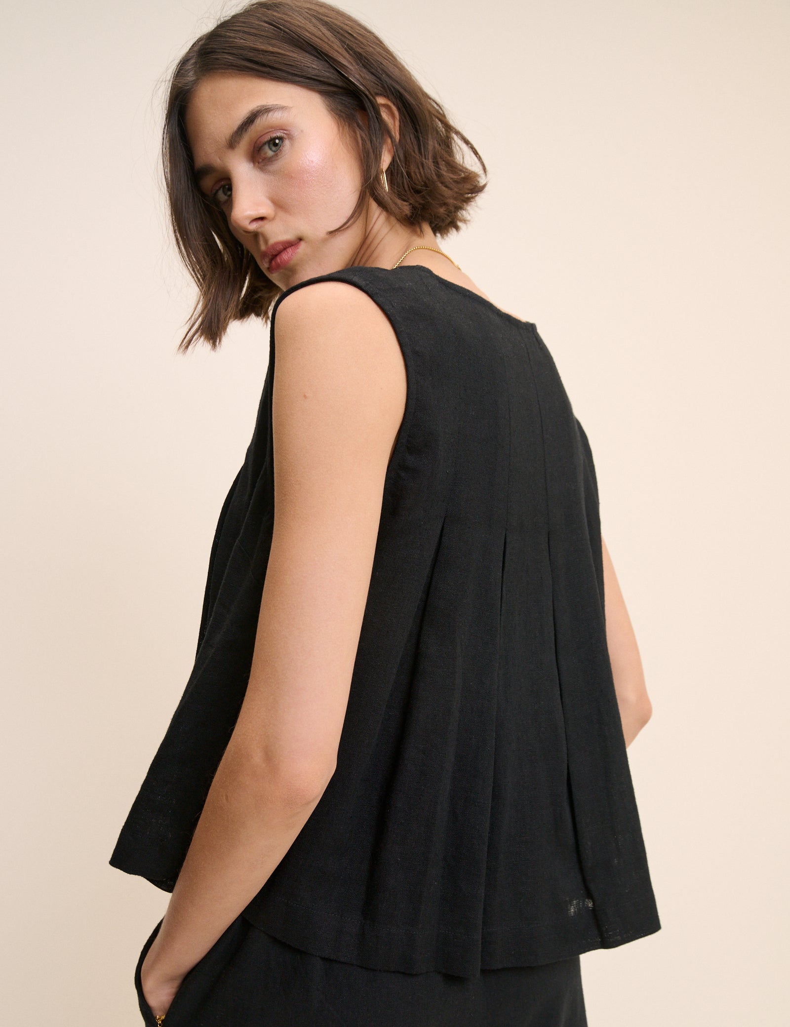 Black Linen-Blend Pintuck Top