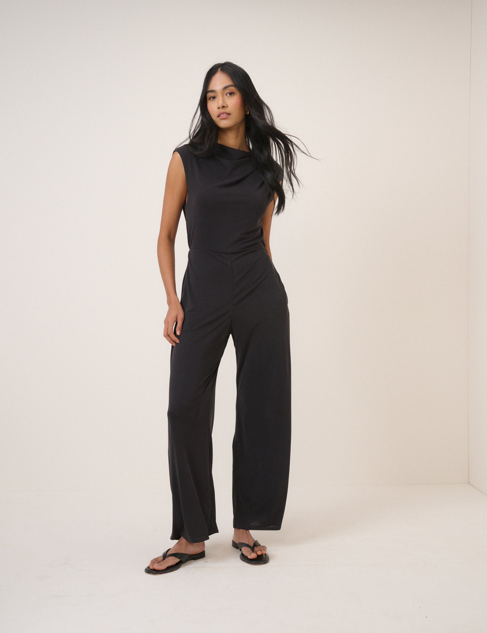 Black Boat Neck Jersey Sleeveless Jersey Jumpsuit