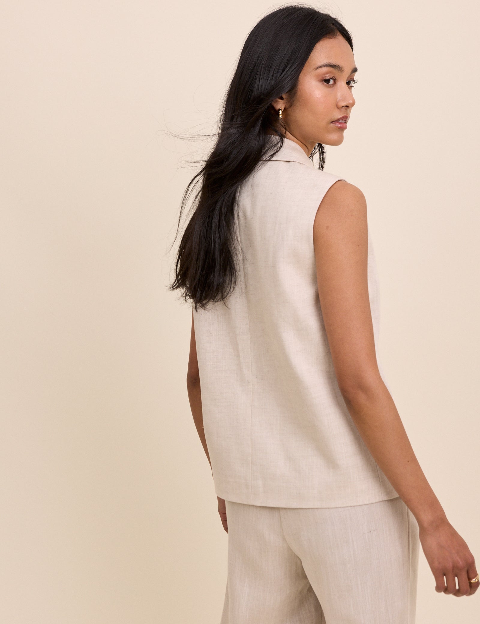 Beige Sleeveless Boxy Blazer