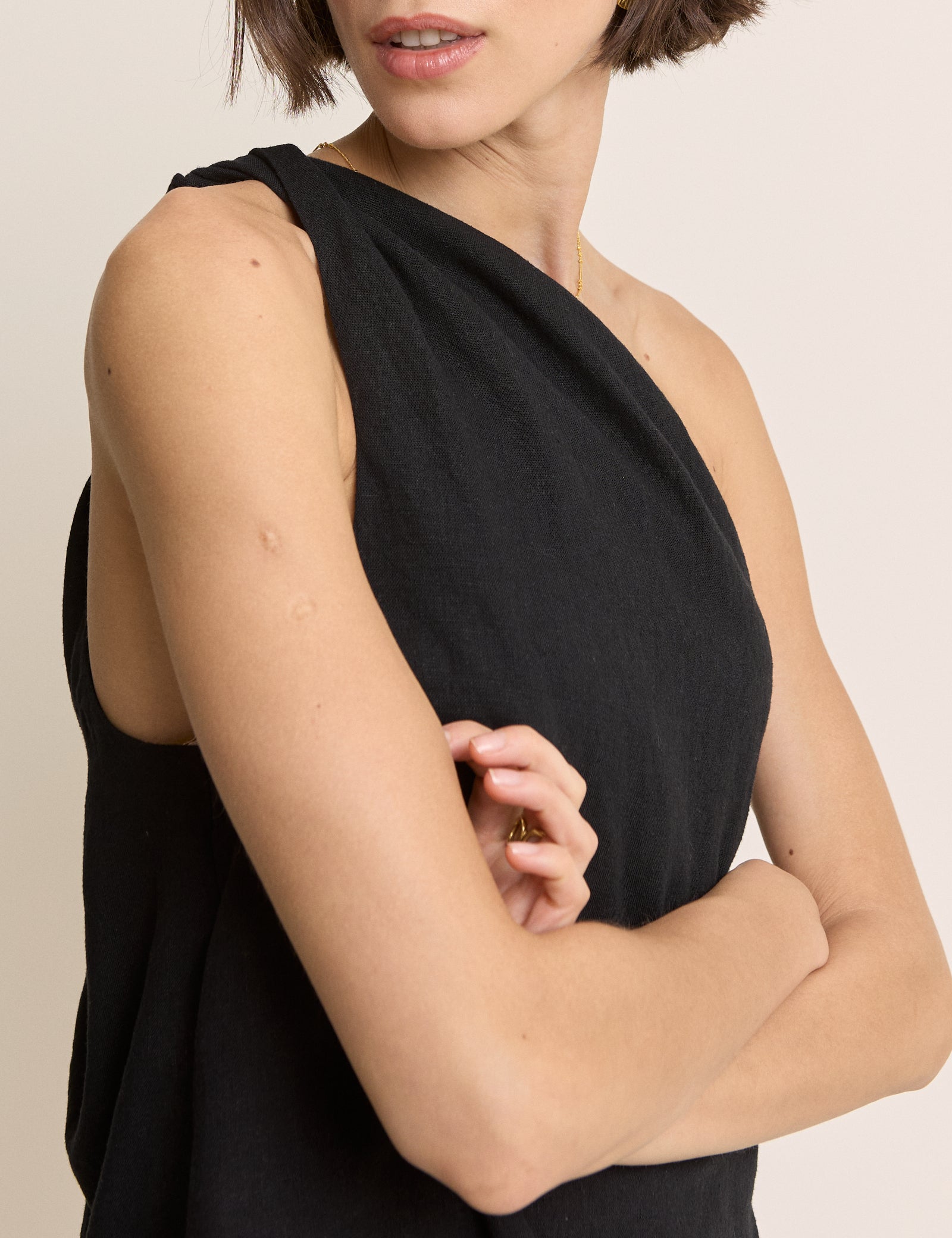 Black Linen-Blend One Shoulder Twisted Top