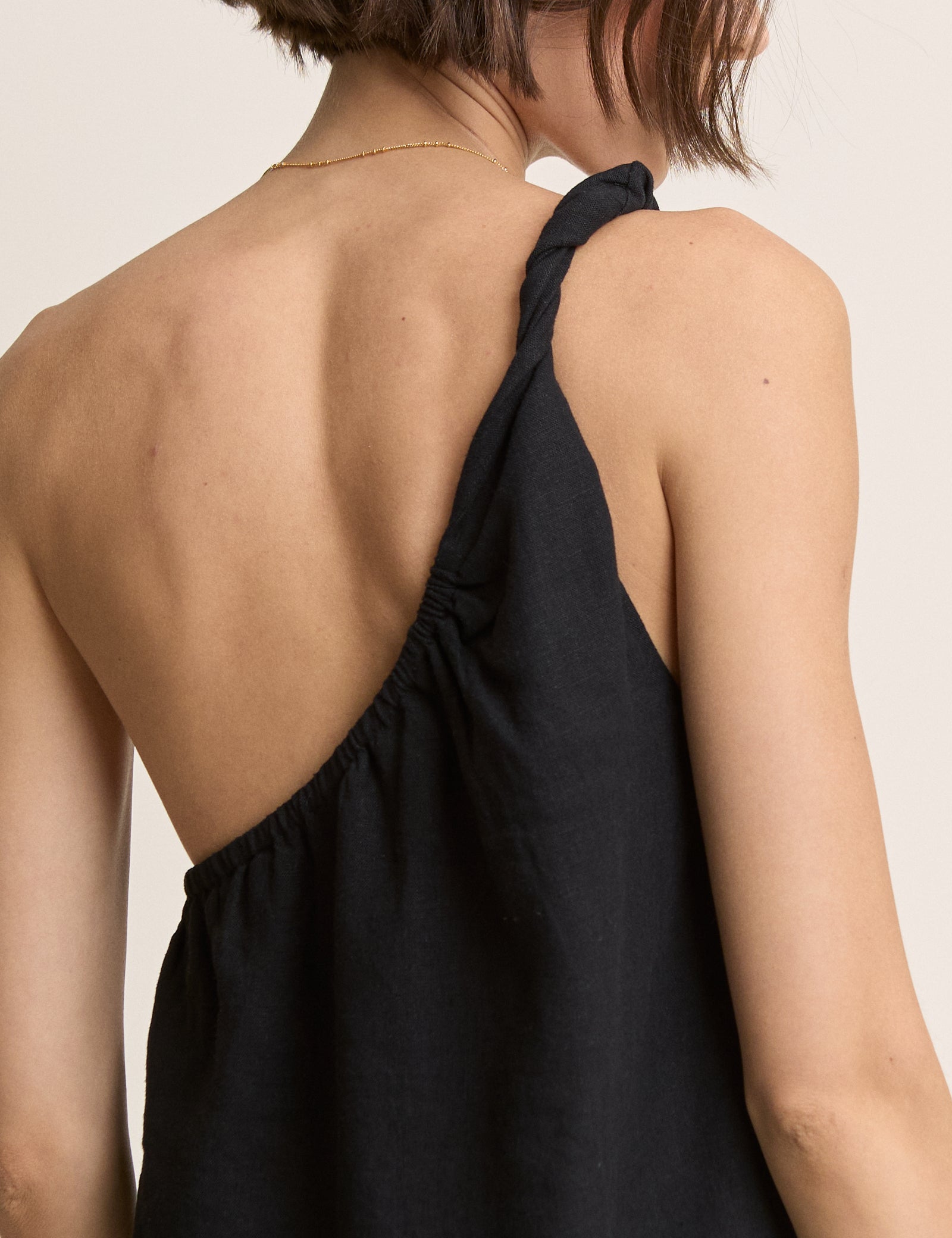 Black Linen-Blend One Shoulder Twisted Top