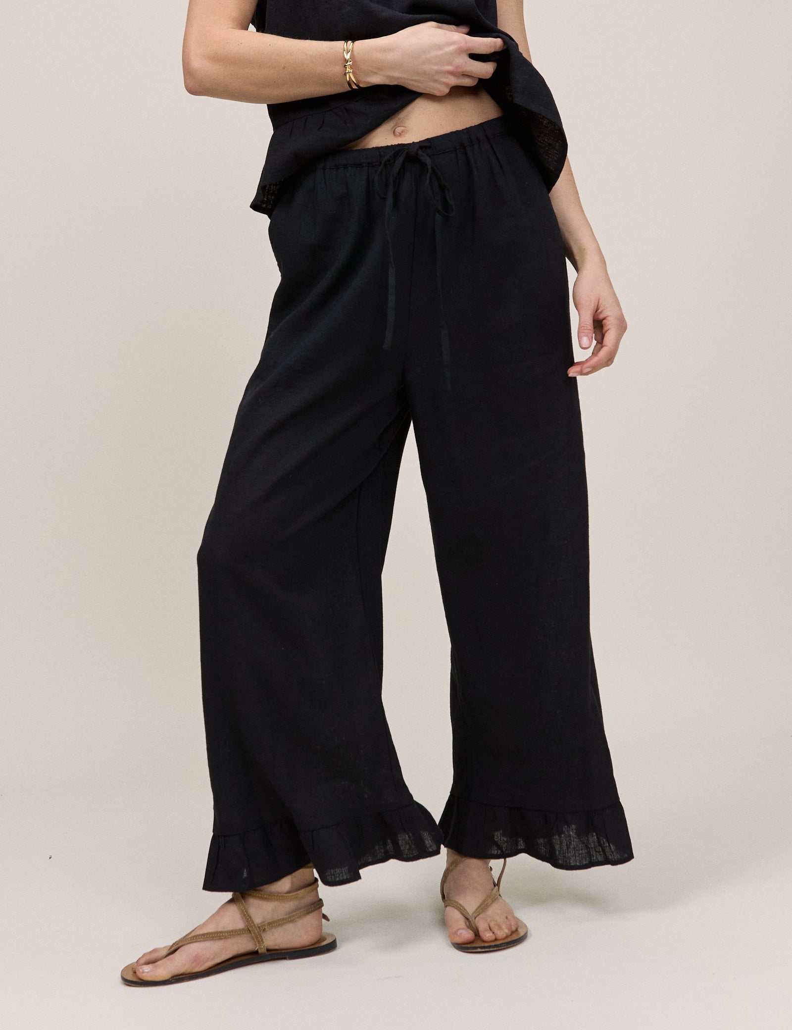 Black Linen-Blend Cropped Sia Trousers