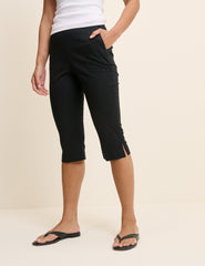 Black Capri Trousers