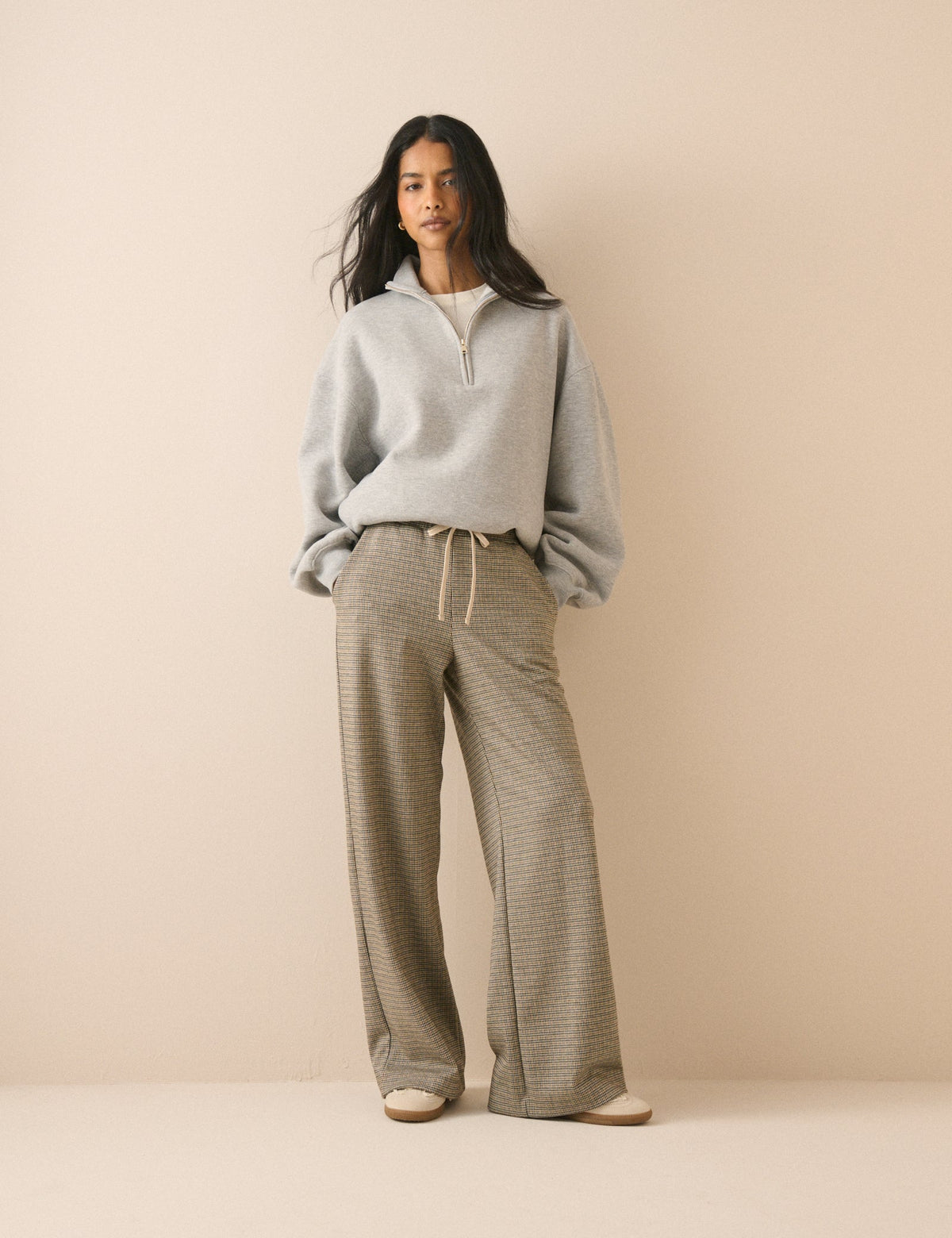 Beige Houndstooth Wide Leg Trouser