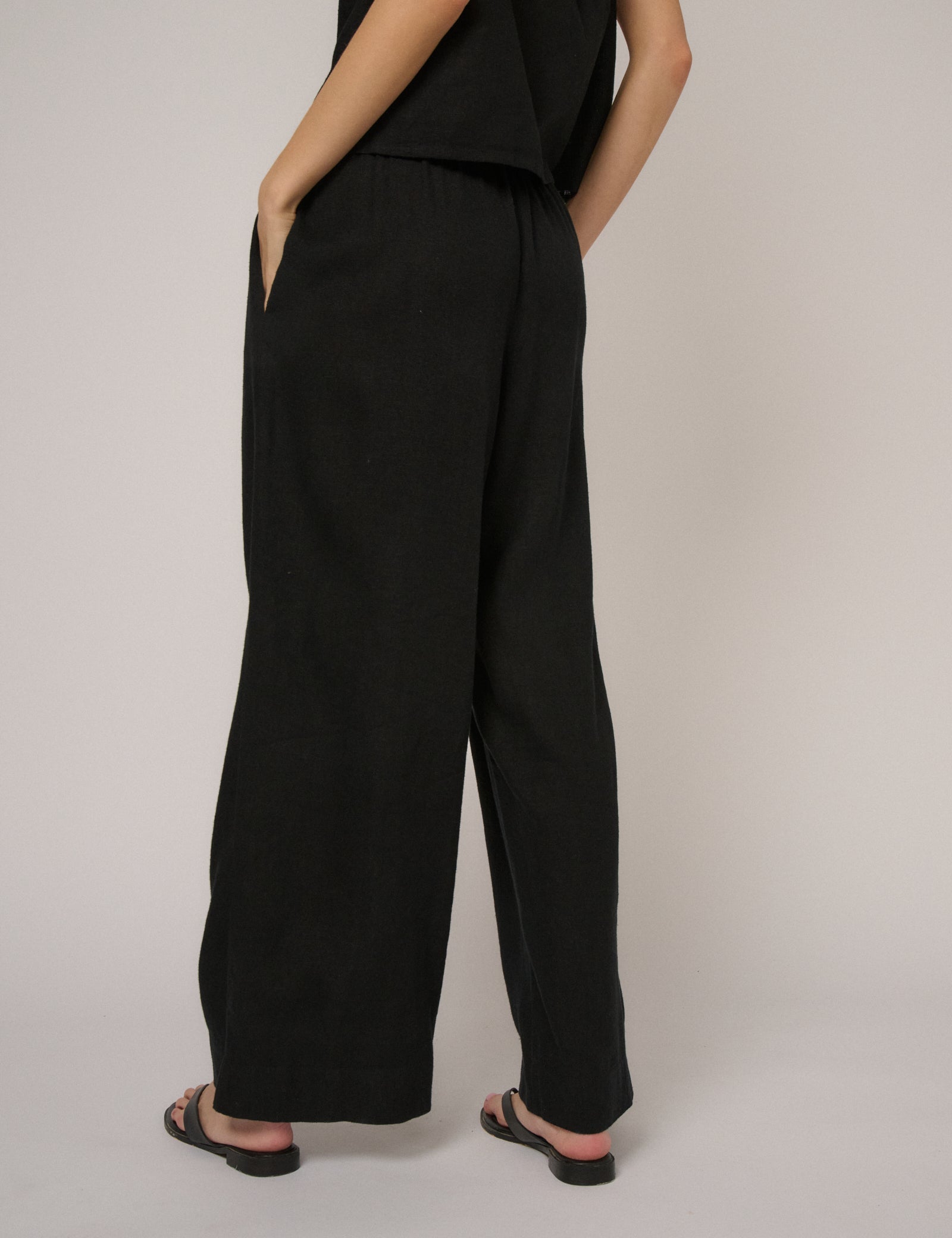 Black Linen-Blend Low Waisted Straight Leg Trousers